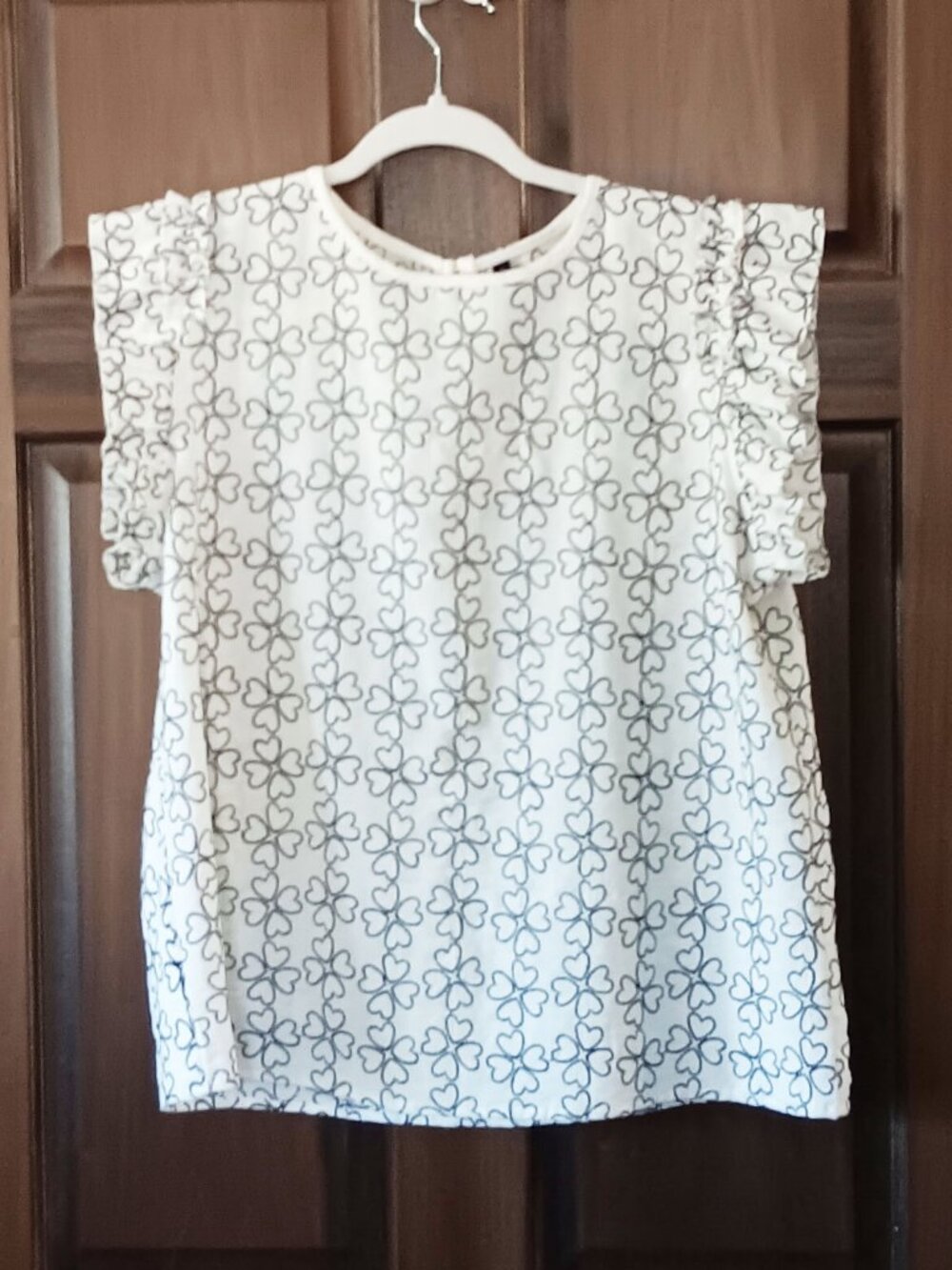 LUNA RAE White Stitched Hearts Blouse Size Unknown